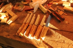 Fabrication des manches de 6 couteaux de table